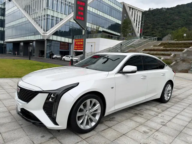 Фотография автомобиля — Cadillac CT5