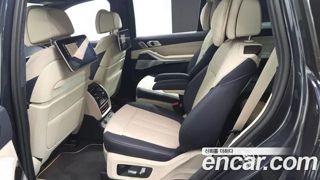 BMW X7 G07 — Фото автомобиля 12