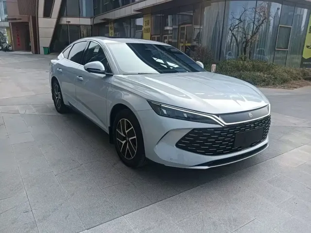 BYD Qin L — Фото автомобиля 3