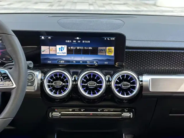 Mercedes-Benz GLB-Class — Фото автомобиля 17