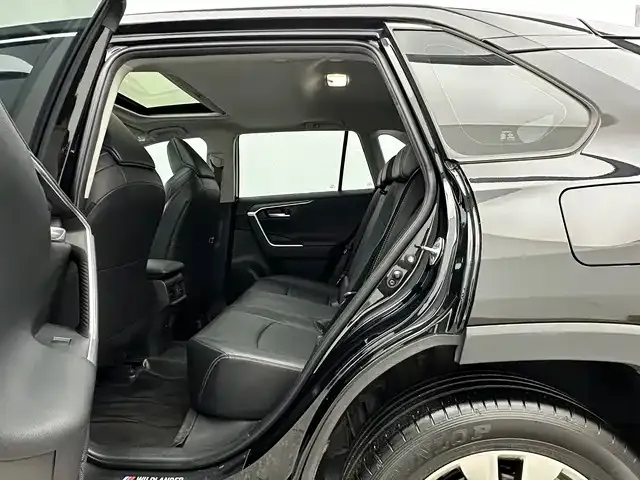 Toyota Wildlander — Фото автомобиля 13