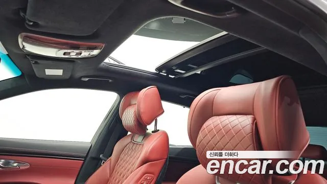 Genesis GV70 — Фото автомобиля 18