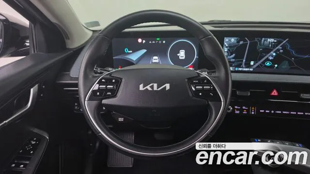 Kia EV6 — Фото автомобиля 11