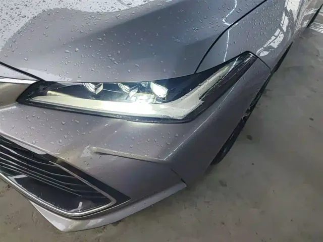 Toyota Avalon — Фото автомобиля 23