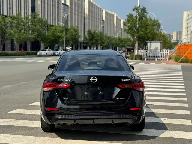 Nissan Sylphy — Фото автомобиля 8