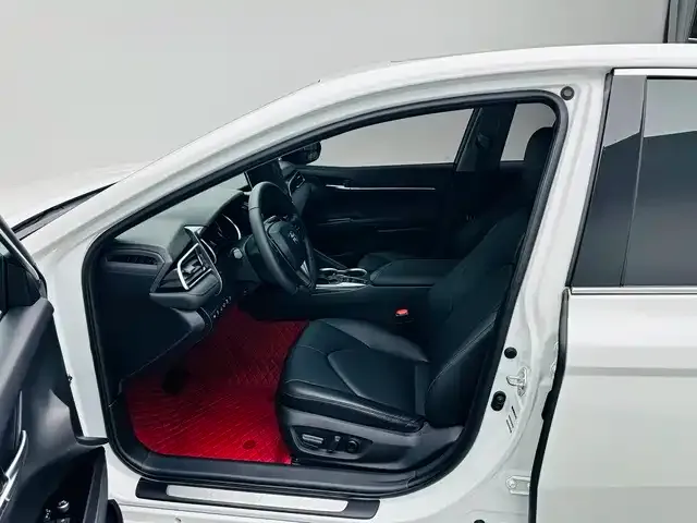 Toyota Camry — Фото автомобиля 7