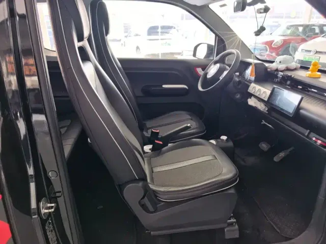 Wuling Hongguang Mini EV — Фото автомобиля 17