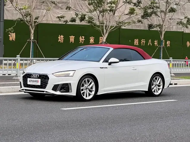 Фотография автомобиля — Audi A5
