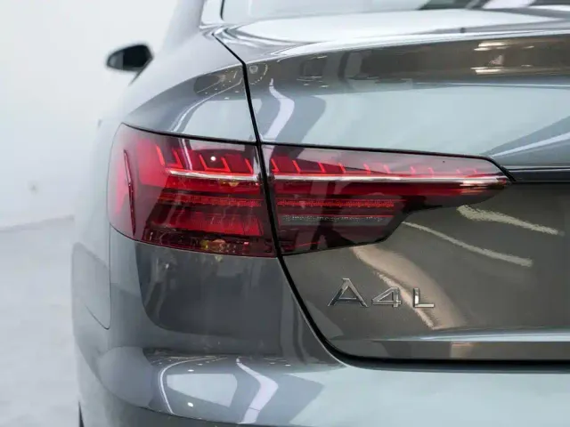 Audi A4L — Фото автомобиля 15