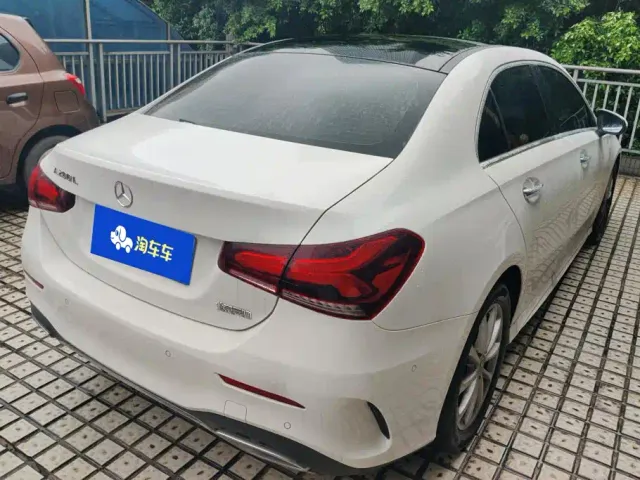 Mercedes-Benz A-Class — Фото автомобиля 3