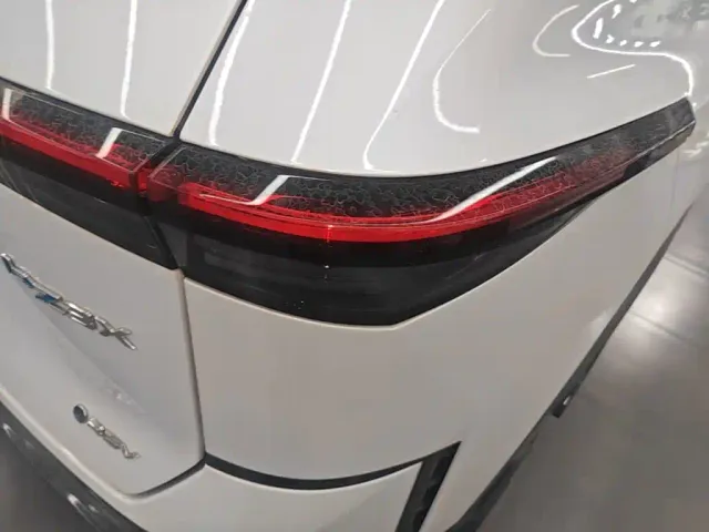 Toyota BoZhi 3X — Фото автомобиля 7