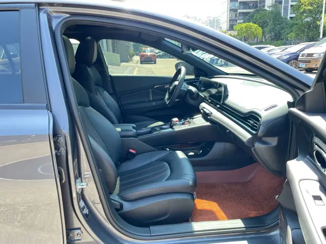 GAC Trumpchi Emkoo — Фото автомобиля 15