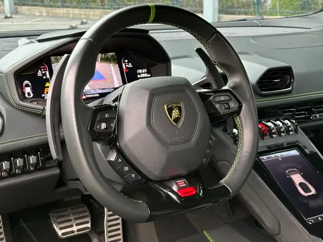 Lamborghini Huracan — Фото автомобиля 16