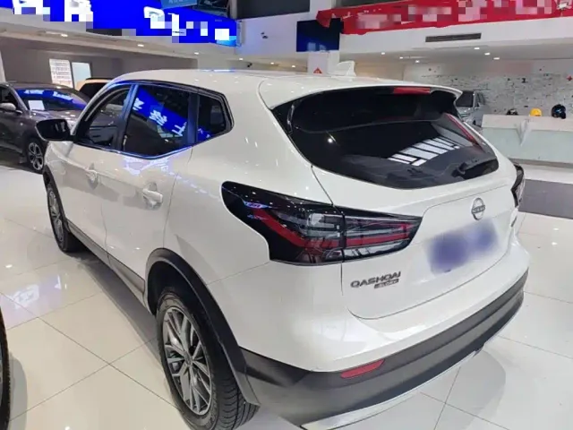 Nissan Qashqai — Фото автомобиля 4