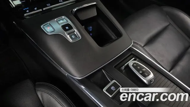 Hyundai Grandeur Premium — Фото автомобиля 9