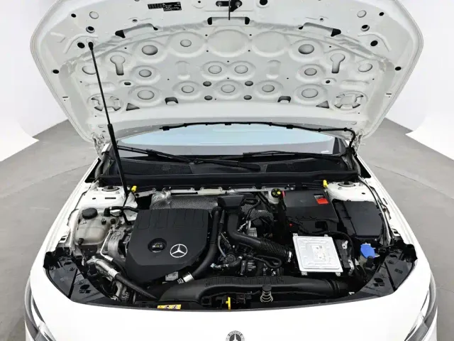 Mercedes-Benz A-Class — Фото автомобиля 15