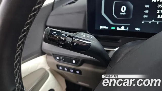 Kia Carnival 4th Gen — Фото автомобиля 26