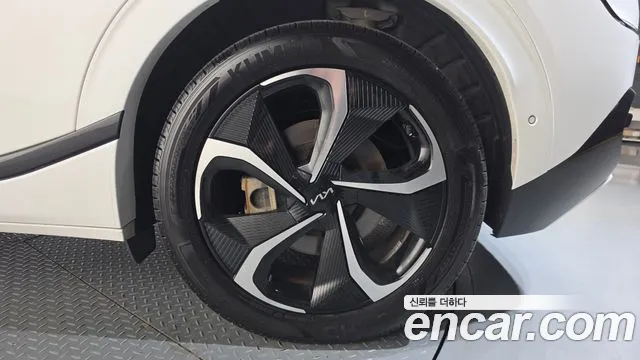 Kia EV6 — Фото автомобиля 5