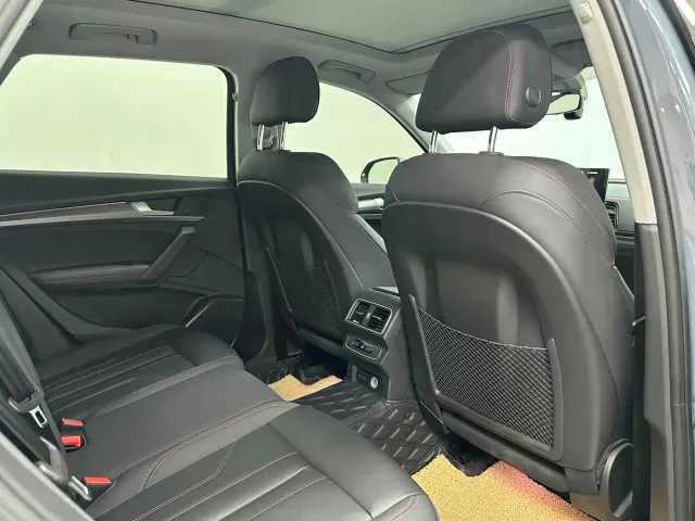 Audi Q5L — Фото автомобиля 18