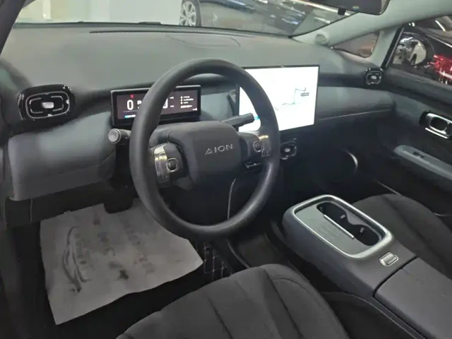 GAC Aion UT — Фото автомобиля 12