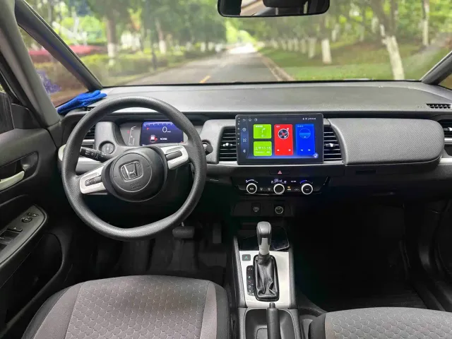 Honda Fit — Фото автомобиля 6