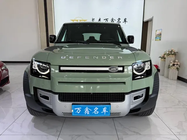 Land Rover Defender — Фото автомобиля 2