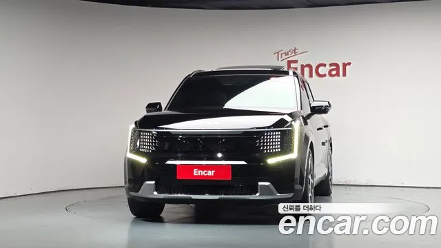 Kia EV9 — Фото автомобиля 3
