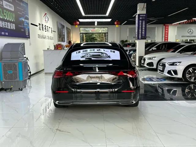 Mercedes-Benz E-Class — Фото автомобиля 8