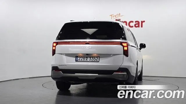 Kia Carnival 4th Gen — Фото автомобиля 4