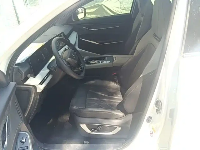 Changan CS75 Plus — Фото автомобиля 14