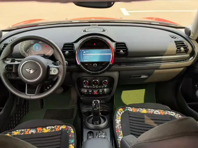 MINI Clubman — Фото автомобиля 11