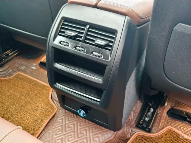 BMW X6 — Фото автомобиля 12