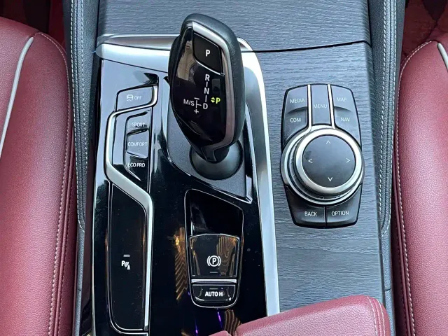 BMW 5 Series — Фото автомобиля 14