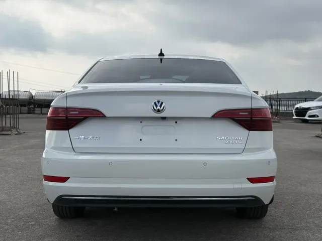 Volkswagen Sagitar — Фото автомобиля 14