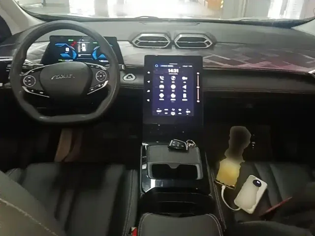 Dongfeng SKY EV01 — Фото автомобиля 9