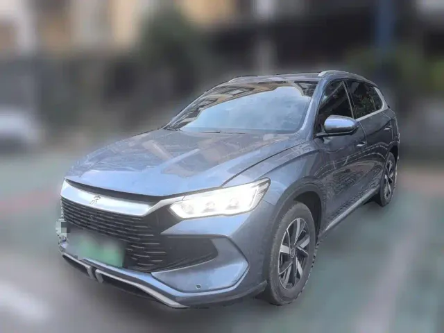 Фотография автомобиля — BYD Song Pro