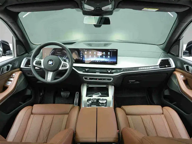 BMW X7 — Фото автомобиля 6