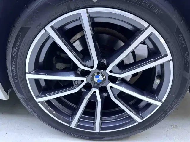 BMW 3 Series — Фото автомобиля 24