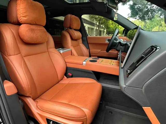 Li Auto L7 — Фото автомобиля 16