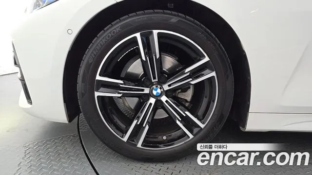 BMW 4 Series G22 — Фото автомобиля 5