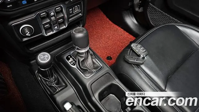 Jeep Wrangler Wrangler (JL) — Фото автомобиля 9