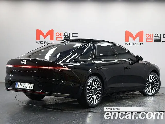 Hyundai Grandeur GN7 — Фото автомобиля 3