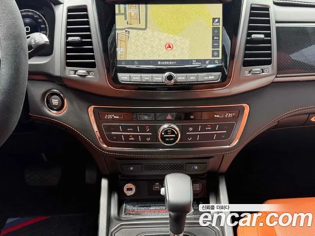 KG_Mobility_Ssangyong Rexton Новый Rexton Sport Khan Дизель 2.2 4WD — Фото автомобиля 11