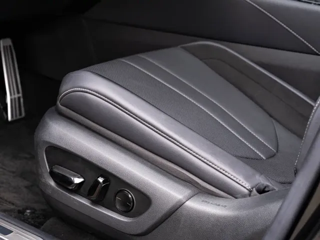 Lexus RX — Фото автомобиля 21