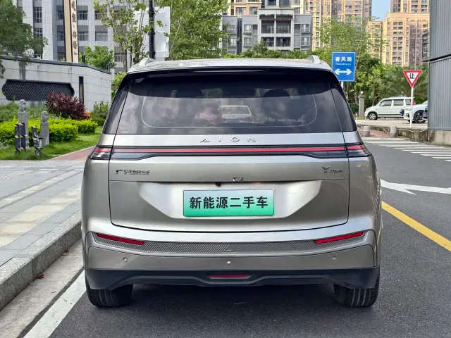GAC Aion Y — Фото автомобиля 8