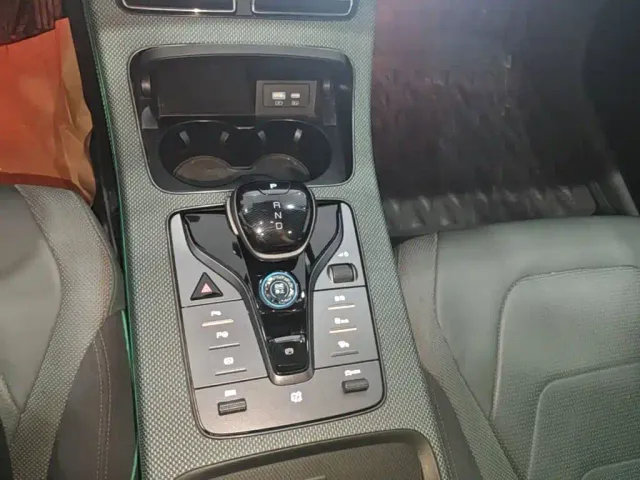 BYD Han — Фото автомобиля 13