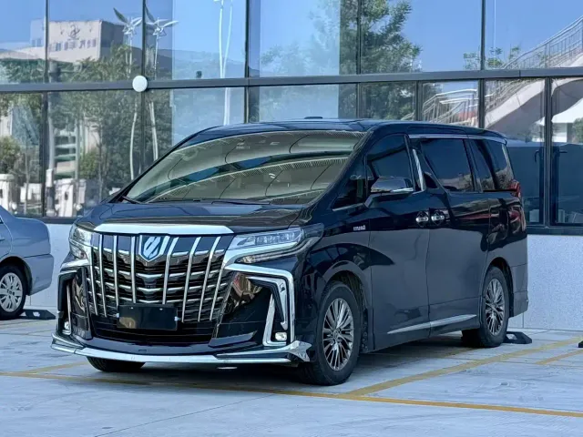 Фотография автомобиля — Toyota Alphard