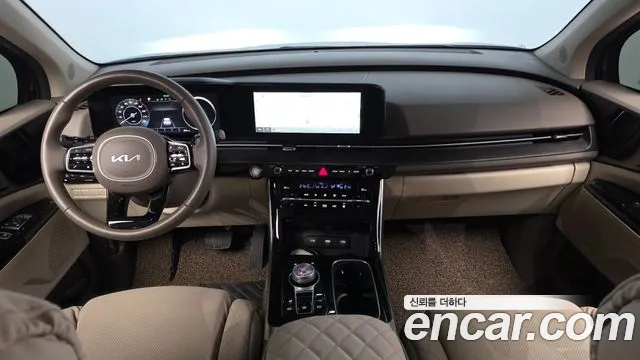 Kia Carnival Generation 4 — Фото автомобиля 9