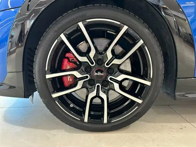 MINI John Cooper Works — Фото автомобиля 2