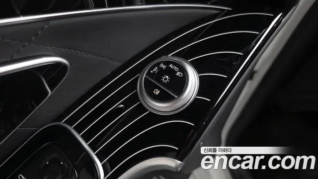 Mercedes-Benz S-Class — Фото автомобиля 22